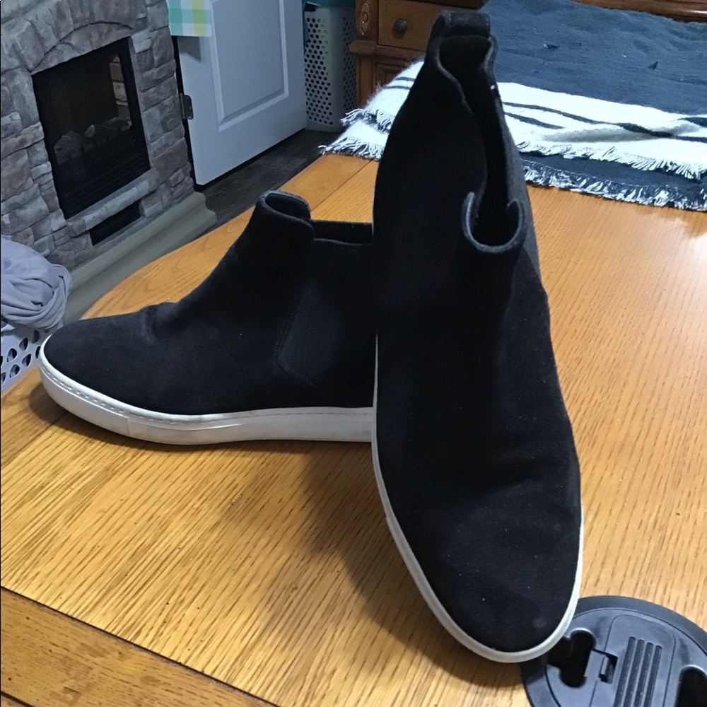 Vince Camuto high top slip on sneakers